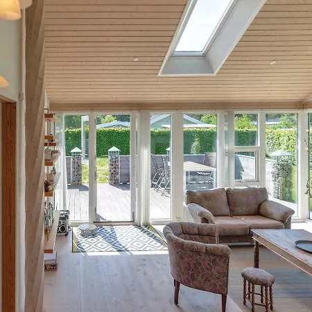 Three-bedroom Holiday In