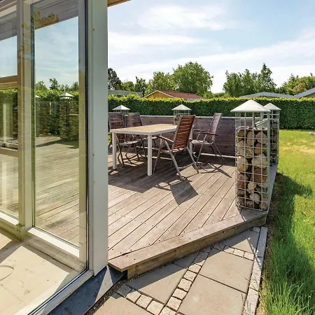 Three-bedroom Holiday In